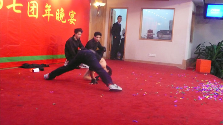 Dynamic street dance "Jing Wu Men", the runner-up of this party