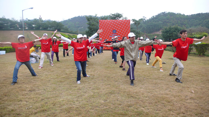 Refreshing sports in early morning, let us begin from Yoga 